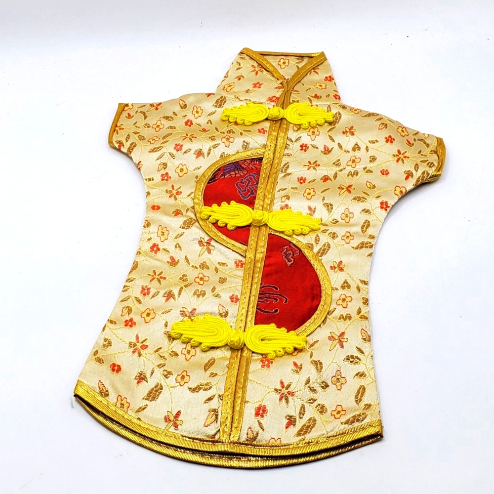 Cheongsam Dress Asian Satin Decorative Wine Bottle Cover Golden And Red Floral